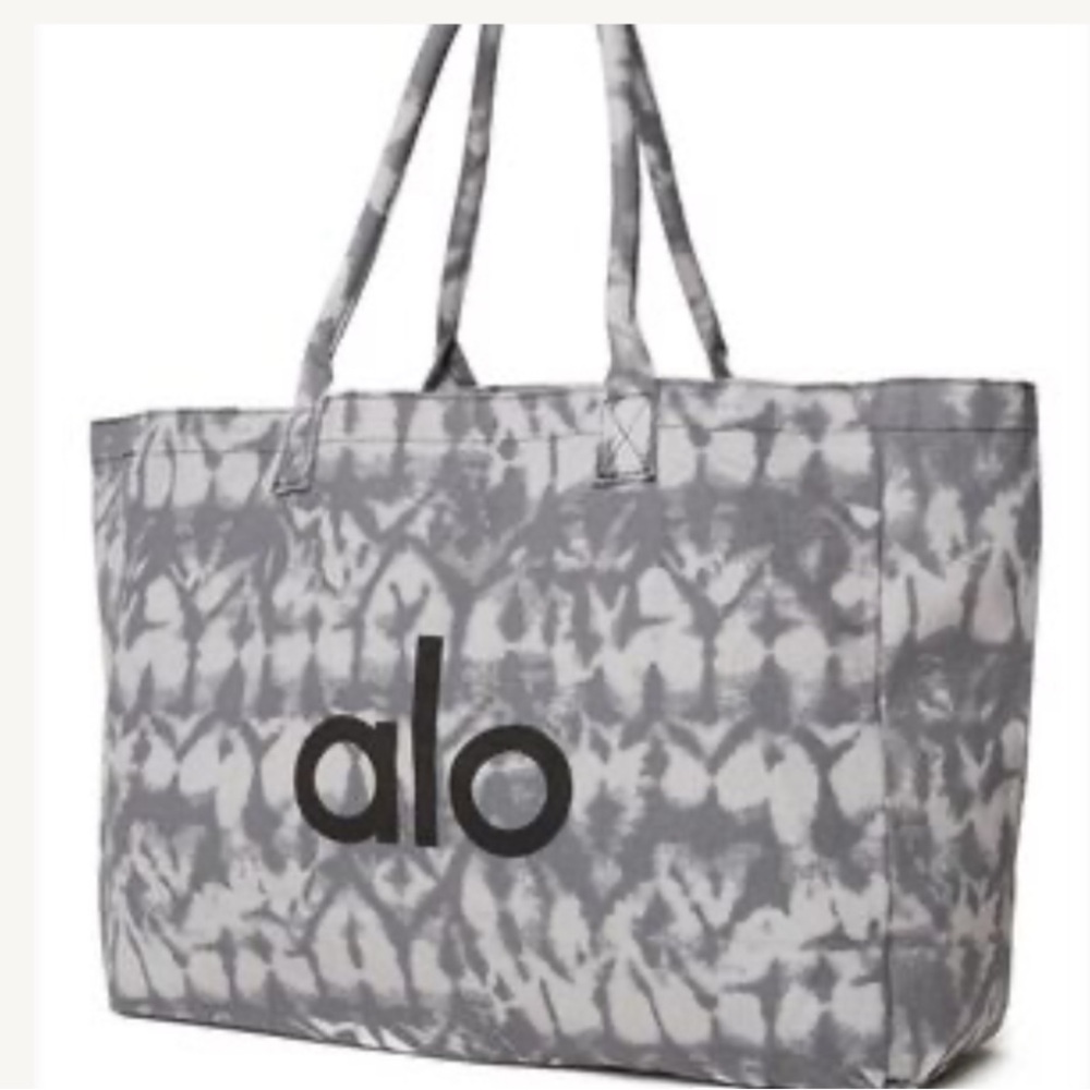 ALO SHOPPER TOTE